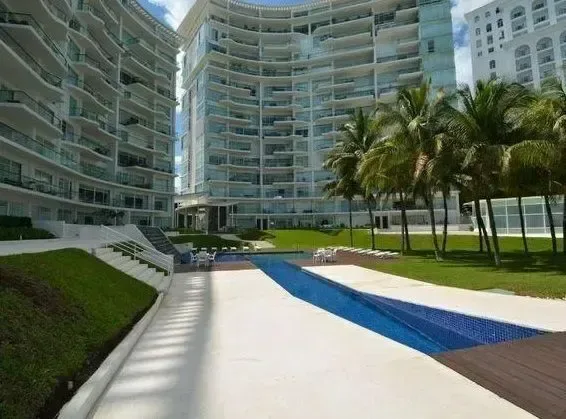 DEPARTAMENTO EN PUNTA CANCUN, ZONA HOTELERA - 1