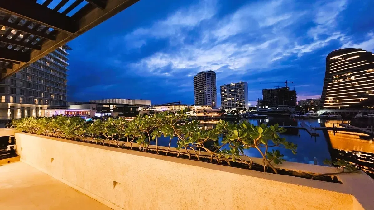 Terraza con vista al mar
