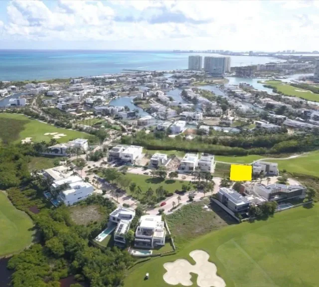 TERRENO EN VENTA EN LOS CANALES, PUERTO CANCUN