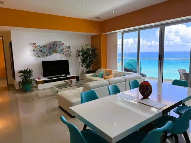 DEPARTAMENTO EN VENTA FRENTE AL MAR, LAHIA ZONA HOTELERA